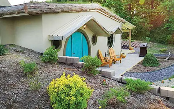 Das Hobbit-Haus in den Rocky Comfort Cabins in Makanda (mit freundlicher Genehmigung von Rocky Comfort Cabins)