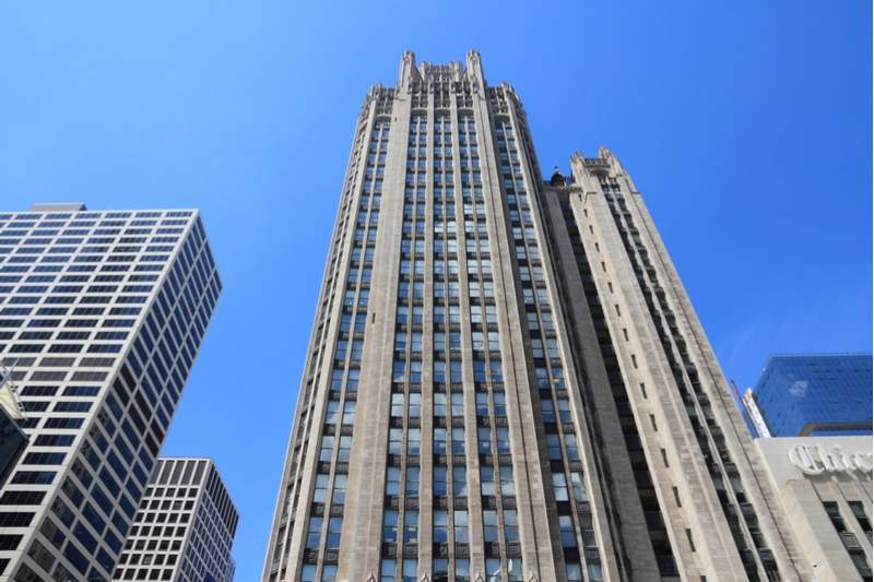 Das neugotische Tribune Tower Gebäude in Chicago