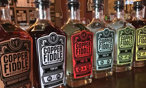 Flaschen mit Alkohol