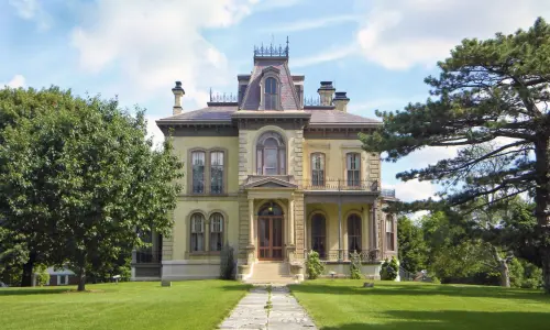Das Äußere des David Davis Mansion in Bloomington