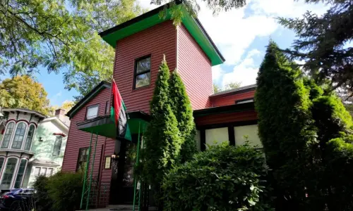 Das Afroamerikanische Museum im England Manor