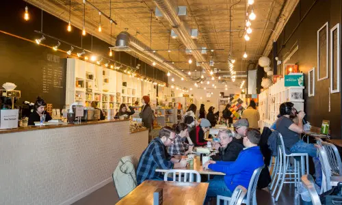 Interieur des Cafés und der Buchhandlung volumes