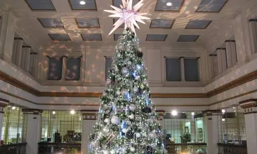 Walnusszimmer bei Macy's
