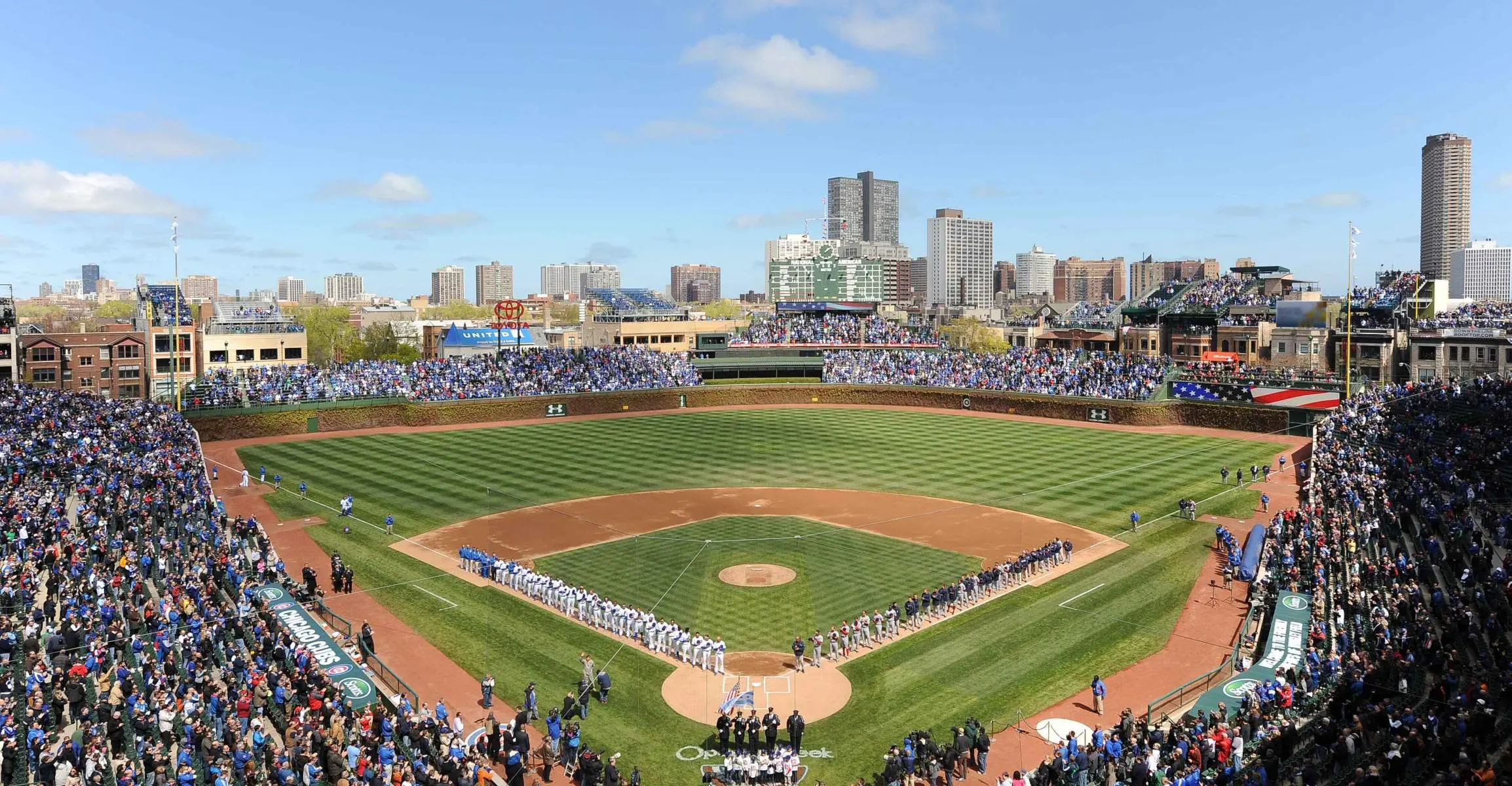 Blick auf das Wrigley Field am Eröffnungstag der Chicago Cubs 2014