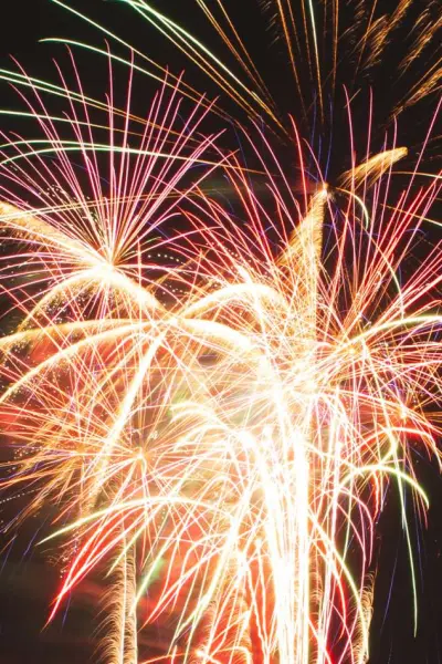 Ferienfeuer im Himmel